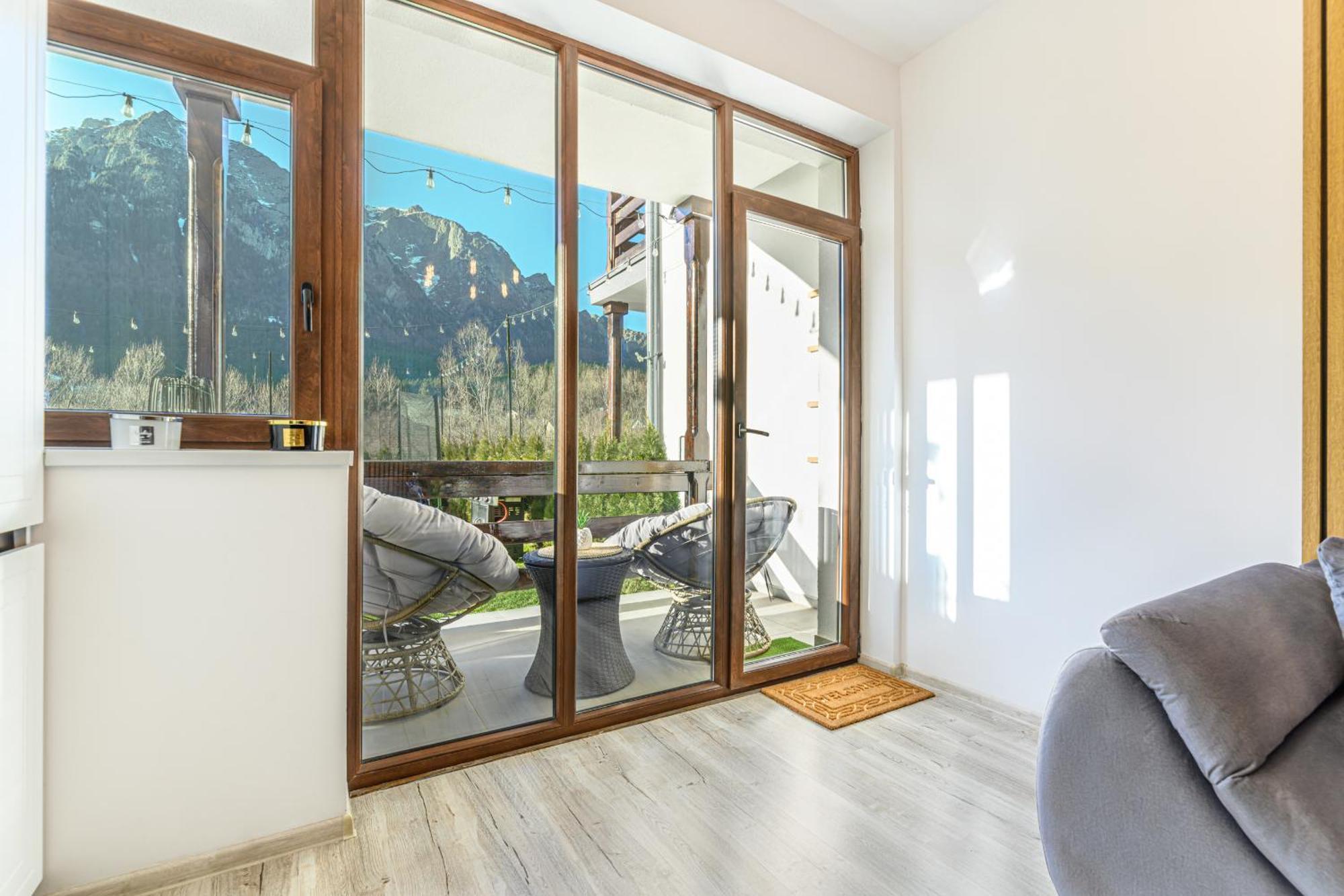 Ama Garden Apartment Buşteni Exterior foto